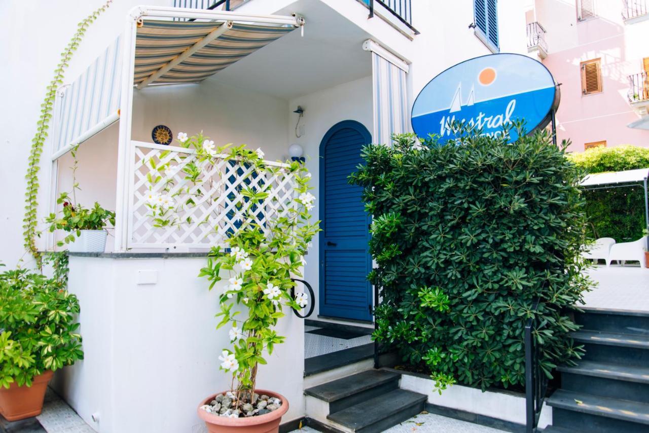 Mistral Residence Canneto  Exterior foto